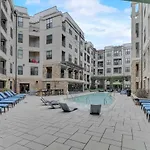 Frontdesk Berkshire Dilworth Apts Midtown Charlotte