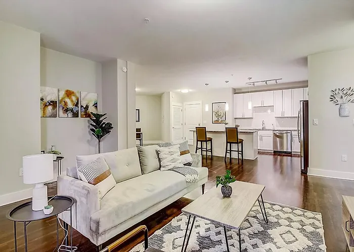 Frontdesk Berkshire Dilworth Apts Midtown Charlotte